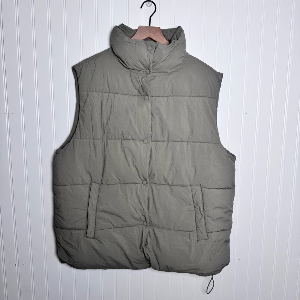 Cotton On Button Up Mother Puffer Sage Green Vest Jacket Women’s Size L/XL - Picture 4 of 12